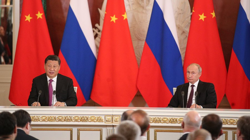 Владимир Путин и Си Цзиньпин провели переговоры по видеосвязи